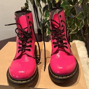 Dr. Martens 1460 Bright Pink leather lace up Boots  Womens 8/39